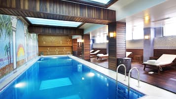 Indoor pool, outdoor pool