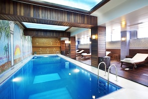 Indoor pool, outdoor pool