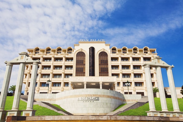Mặt tiền nơi lưu trú