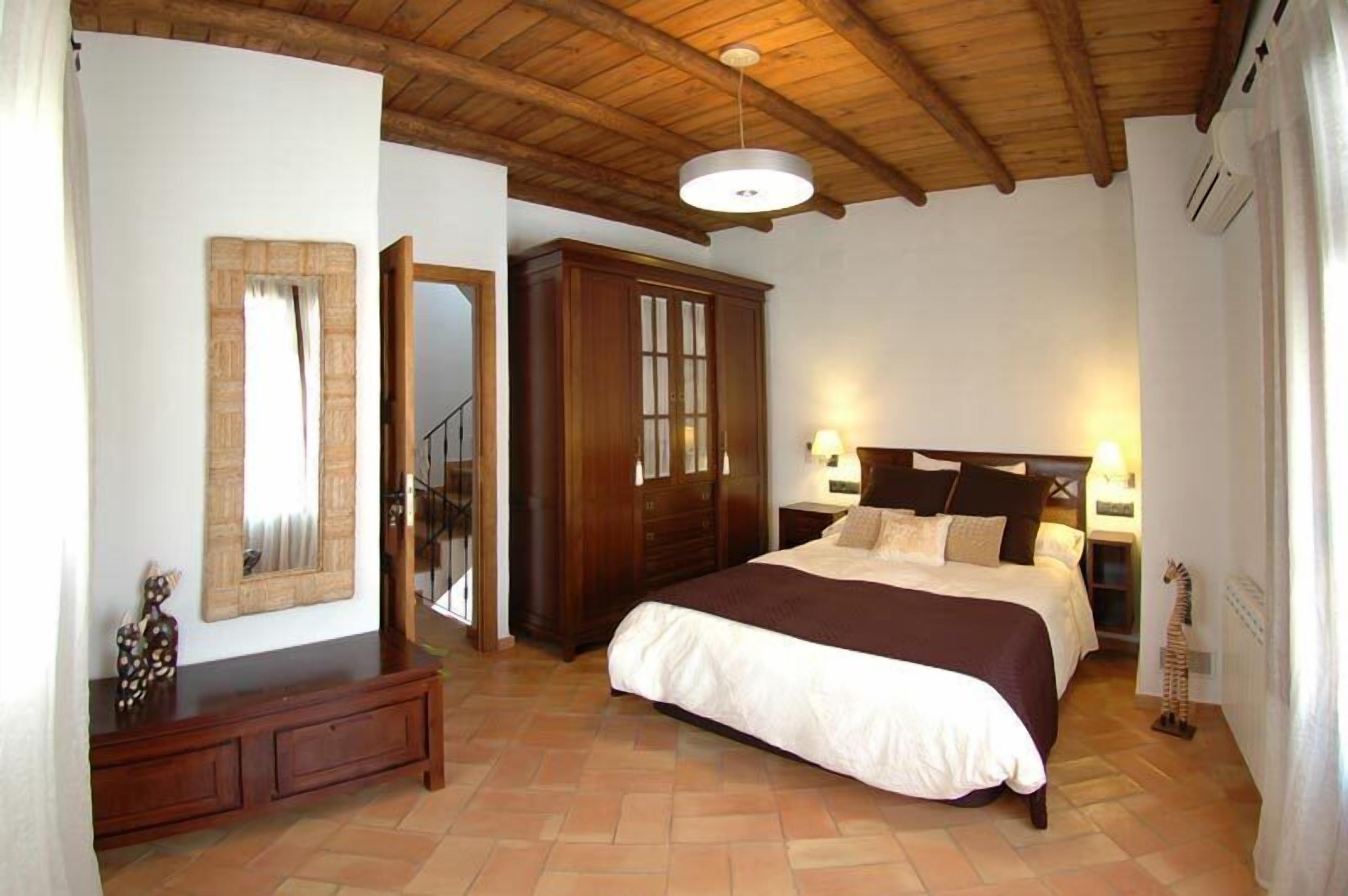 Talo, 2 makuuhuonetta, jokinäköala