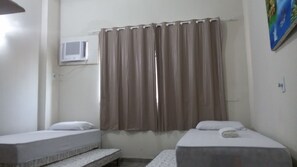 Standard Room | Blackout curtains, iron/ironing board, free WiFi - Apartamento Temporada Manaus (Manaus)