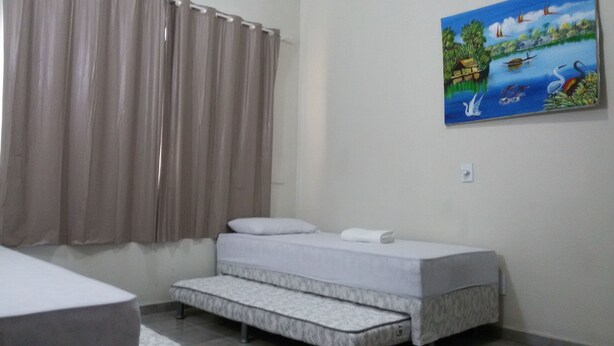 Standard Room | Blackout curtains, iron/ironing board (on request), free WiFi - Apartamento Temporada Manaus (Manaus)