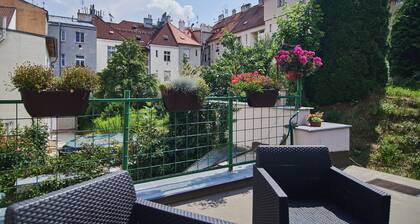 2 Bedroom Home near Prague Castle