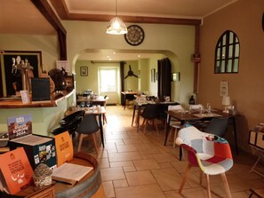 Restaurant - Logis Hôtel La Borie (Saint-Genies)