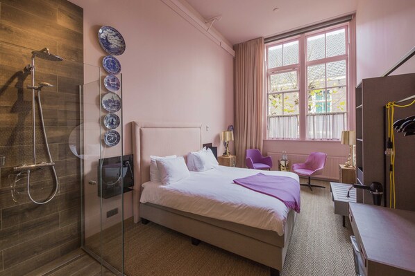 Deluxe-Doppelzimmer, 1 King-Bett, eigenes Bad | Hochwertige Bettwaren, Pillowtop-Betten, Minibar, Zimmersafe