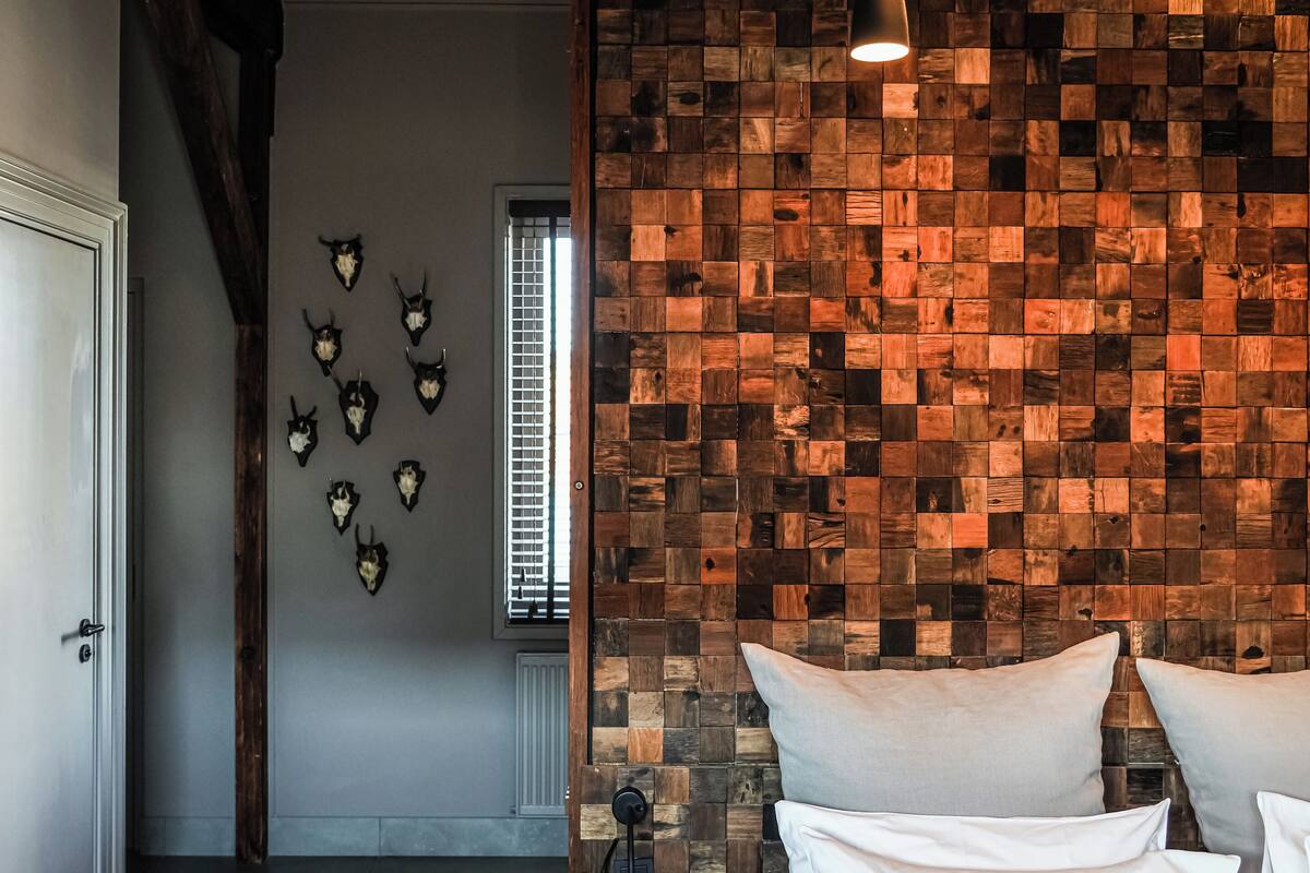 comfort double room, 1 king bed, private bathroom | premium bedding, pillow-top beds, minibar, in-room safe