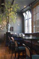 Café da manhã com buffet todos os dias mediante uma taxa