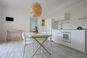 Full-size fridge, oven, stovetop, coffee/tea maker - Camarò Favignana (Favignana)