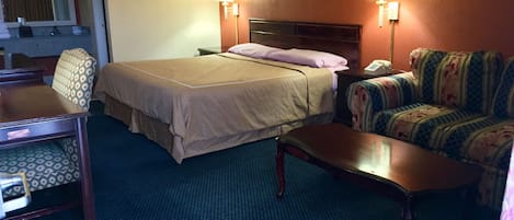 Yksilöllisesti kalustettu, työpöytä, pimennysverhot, ilmainen Wi-Fi