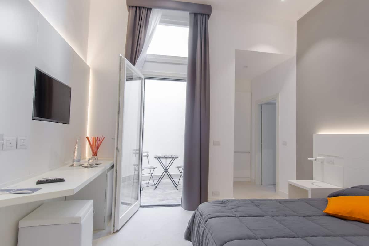 Comfort Double or Twin Room | Minibar, in-room safe, desk, soundproofing
