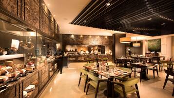 Desayuno buffet incluido todos los días