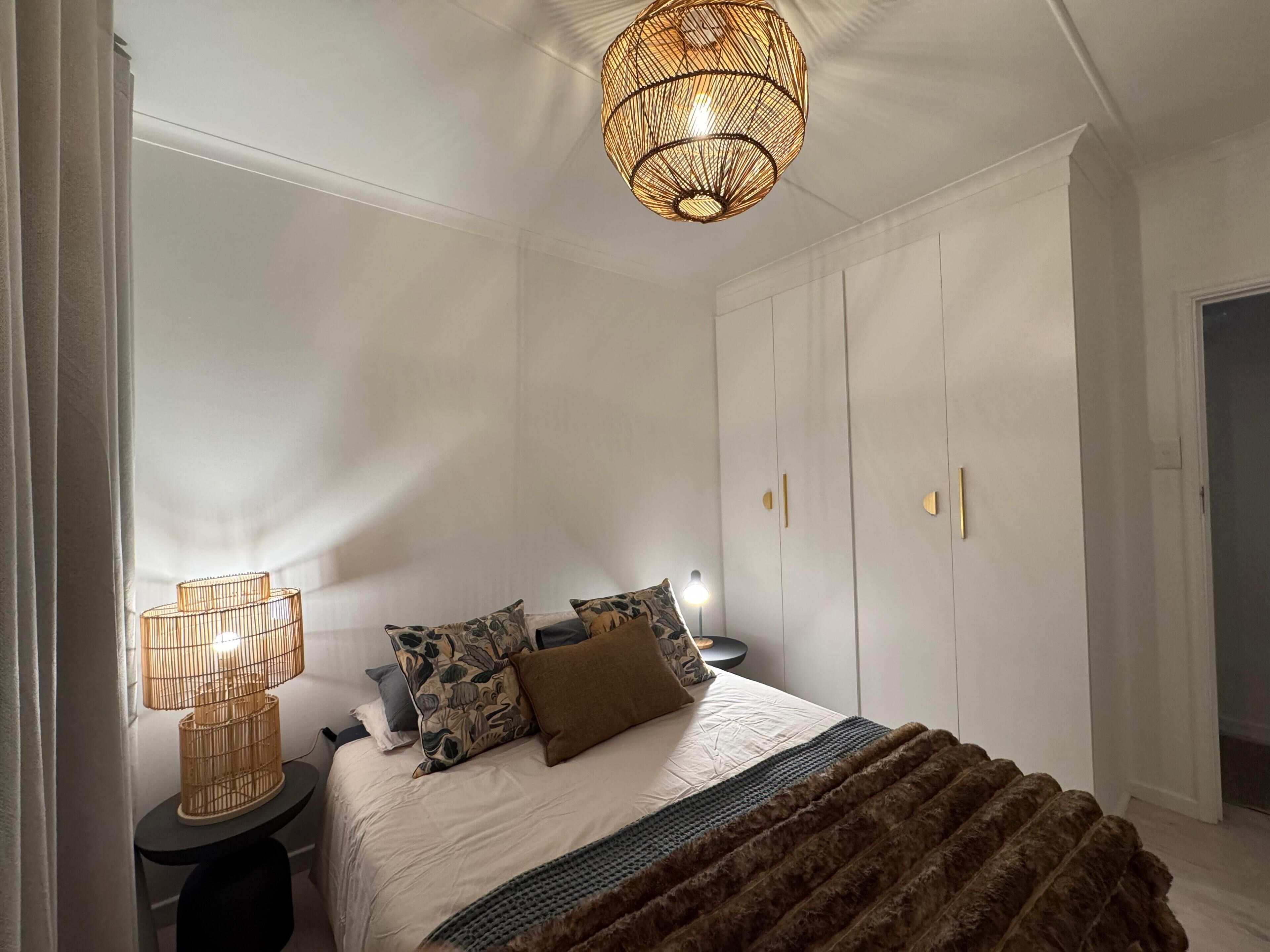 Beach House Self Catering  | 3 bedrooms, desk, iron/ironing board, free WiFi