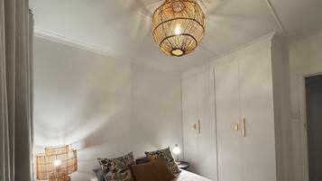 Beach House Self Catering | 3 bedrooms, desk, iron/ironing board, free WiFi