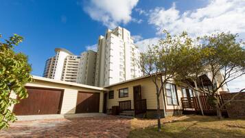 Khuôn viên nơi lưu trú