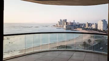 Apartment 1 | Balcón