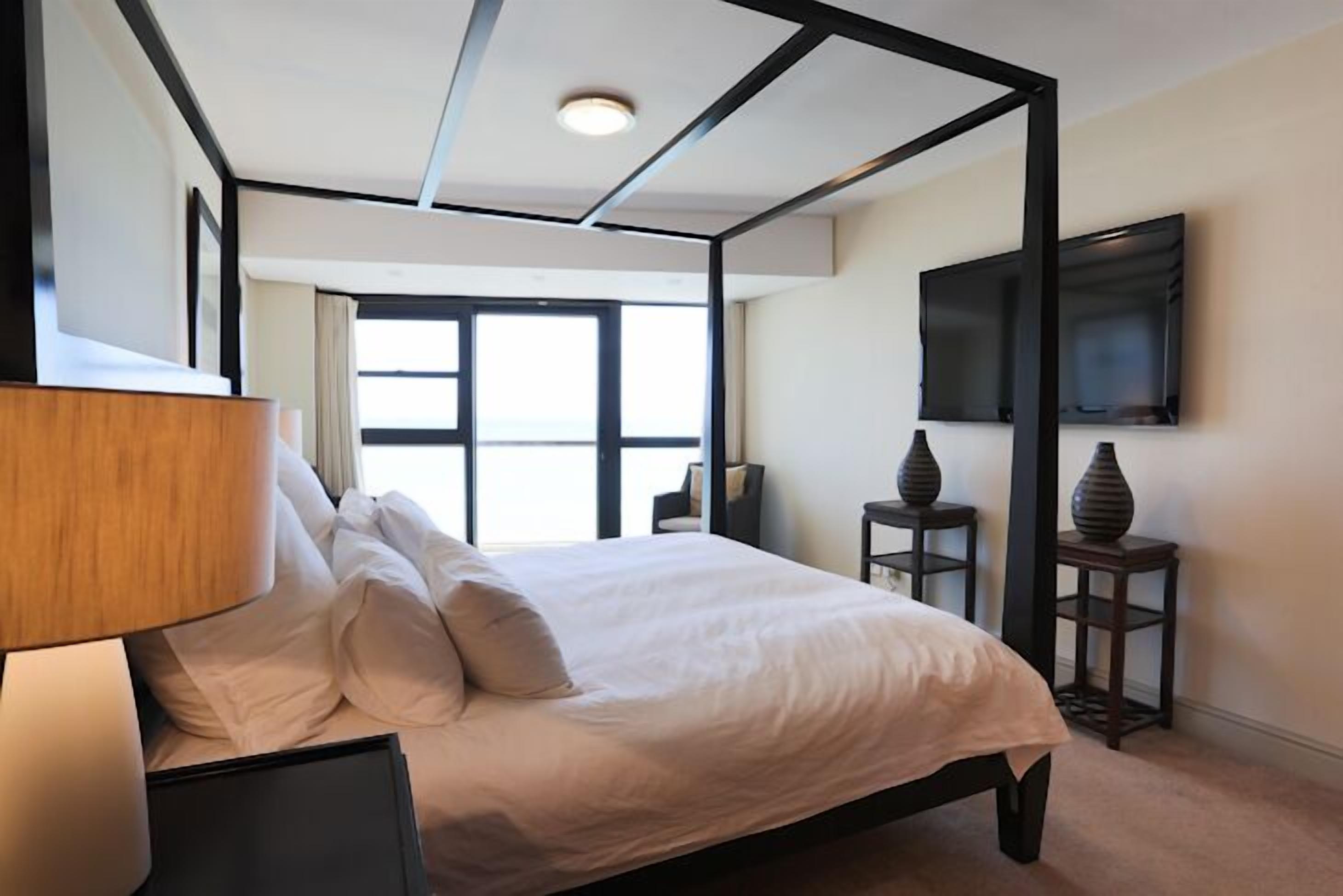 Apartment 1  | Iron/ironing board, bed sheets