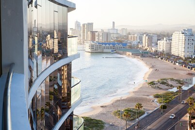 Loddeys Ocean View Apartments