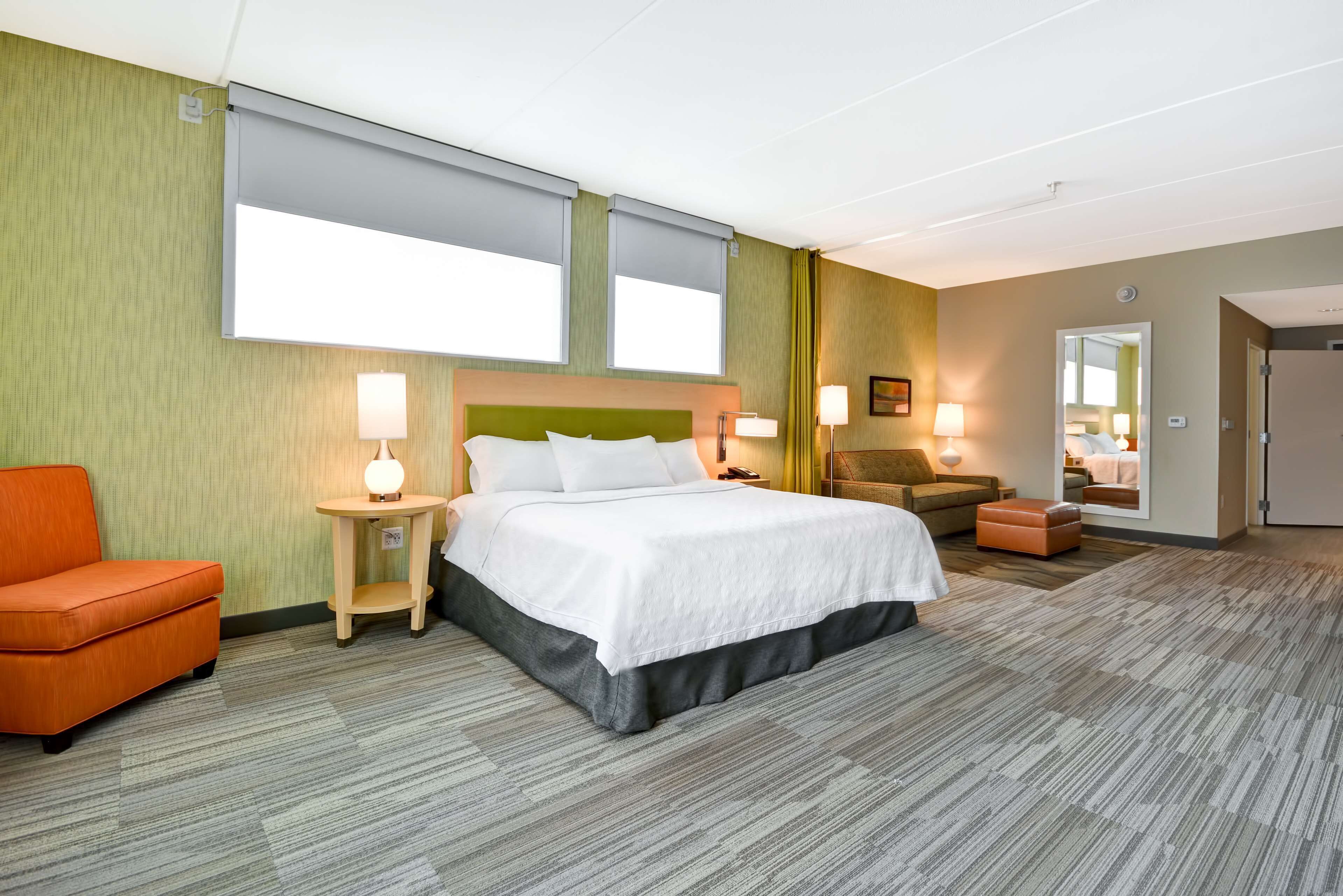 42-inch lcd tv with cable channels, tv, ipod dock