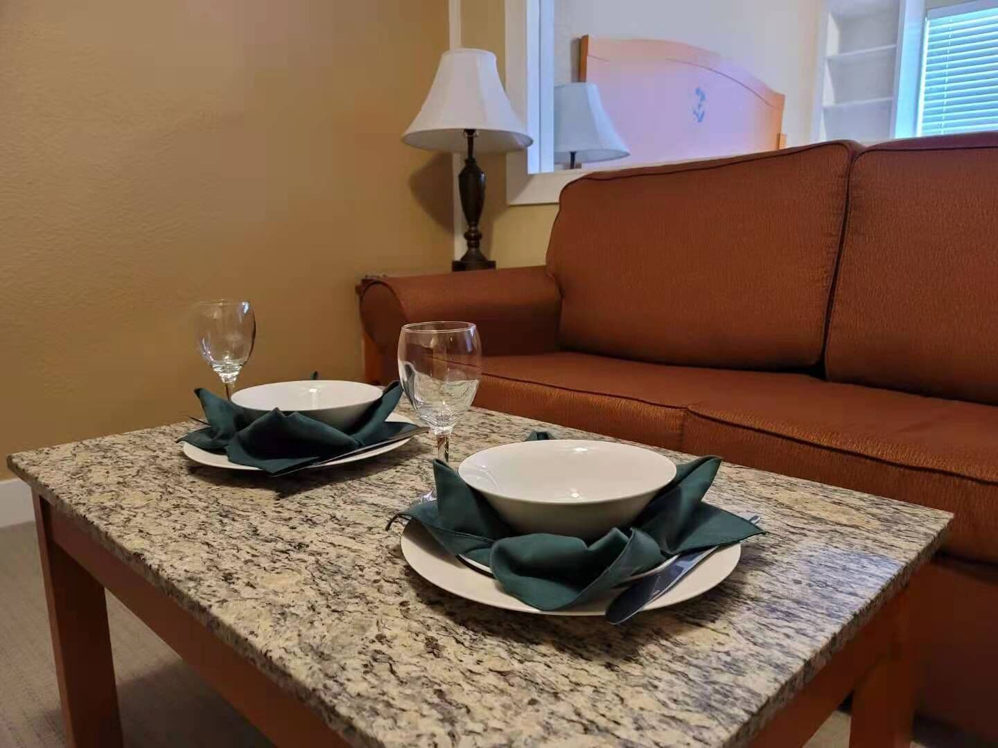 comfort suite, 1 queen bed, non smoking | room amenity