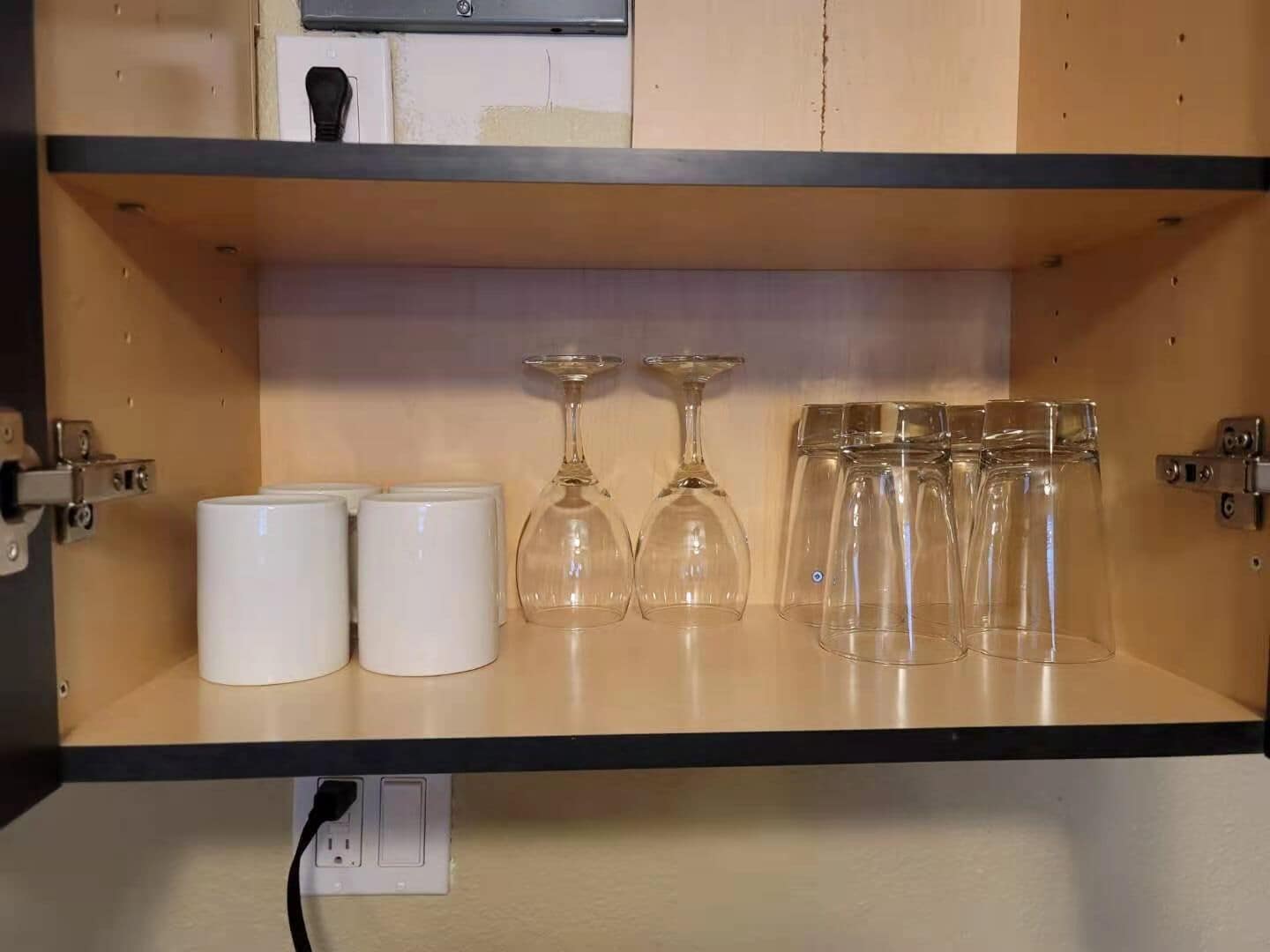 comfort suite, 1 queen bed, non smoking | room amenity