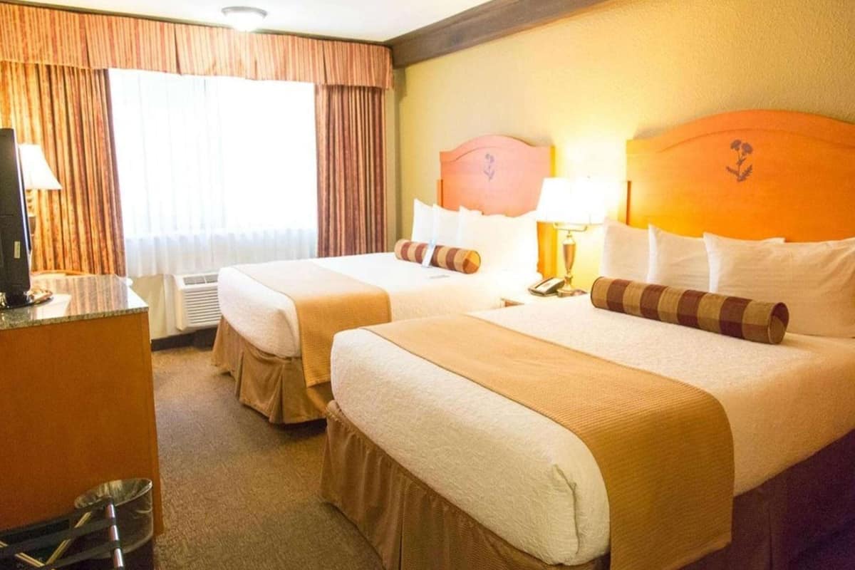 In-room safe, blackout curtains, iron/ironing board, free WiFi