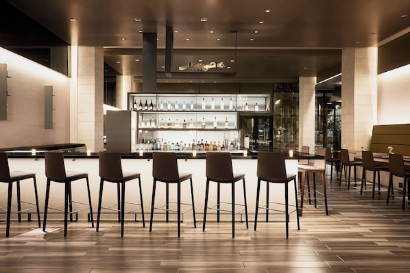 2 bars-salons, bar Ă cocktails