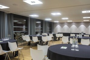 Bar (on property) - Courtyard by Marriott Edinburgh West (Edinburgh)