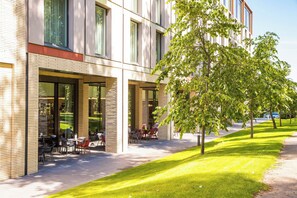 Lounge - Courtyard by Marriott Edinburgh West (Edinburgh)