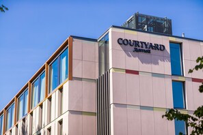 Exterior detail - Courtyard by Marriott Edinburgh West (Edinburgh)