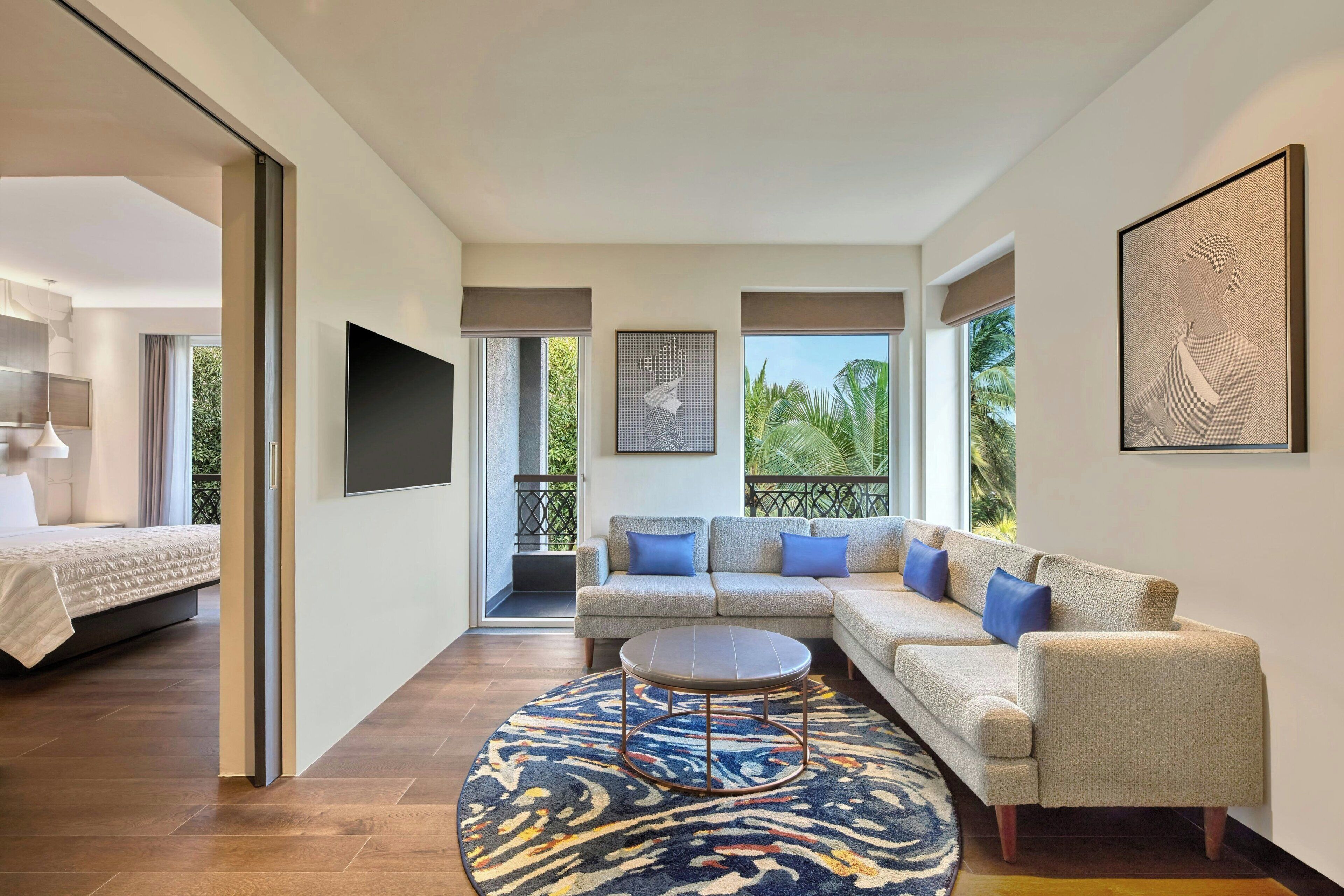 Junior Suite, 1 Bedroom, Balcony (Corner) | Living room | 42-inch LED TV with satellite channels, TV, table tennis