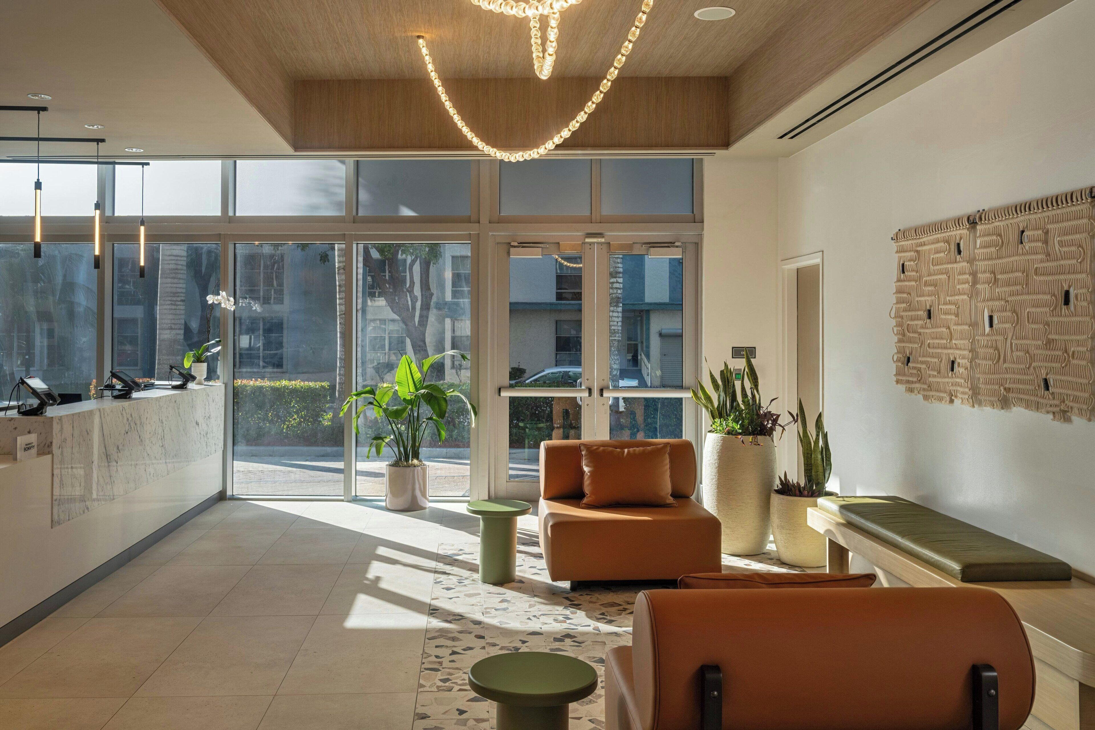 ロビーラウンジ