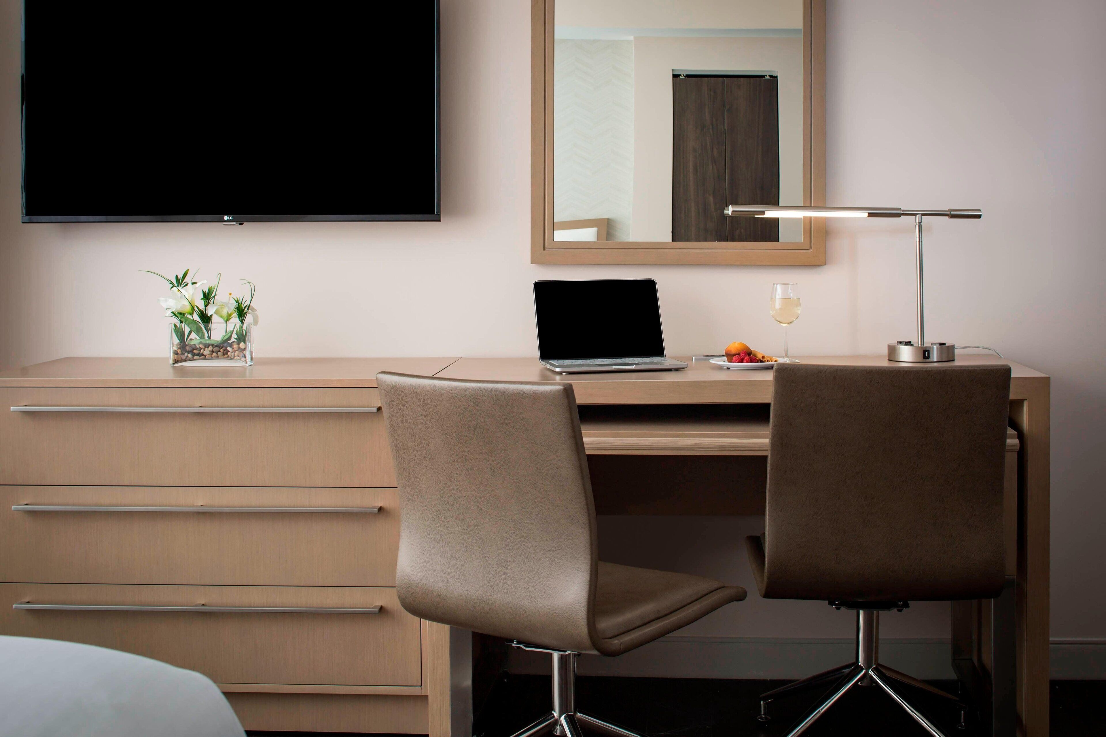 1 bedroom, hypo-allergenic bedding, down duvets, in-room safe