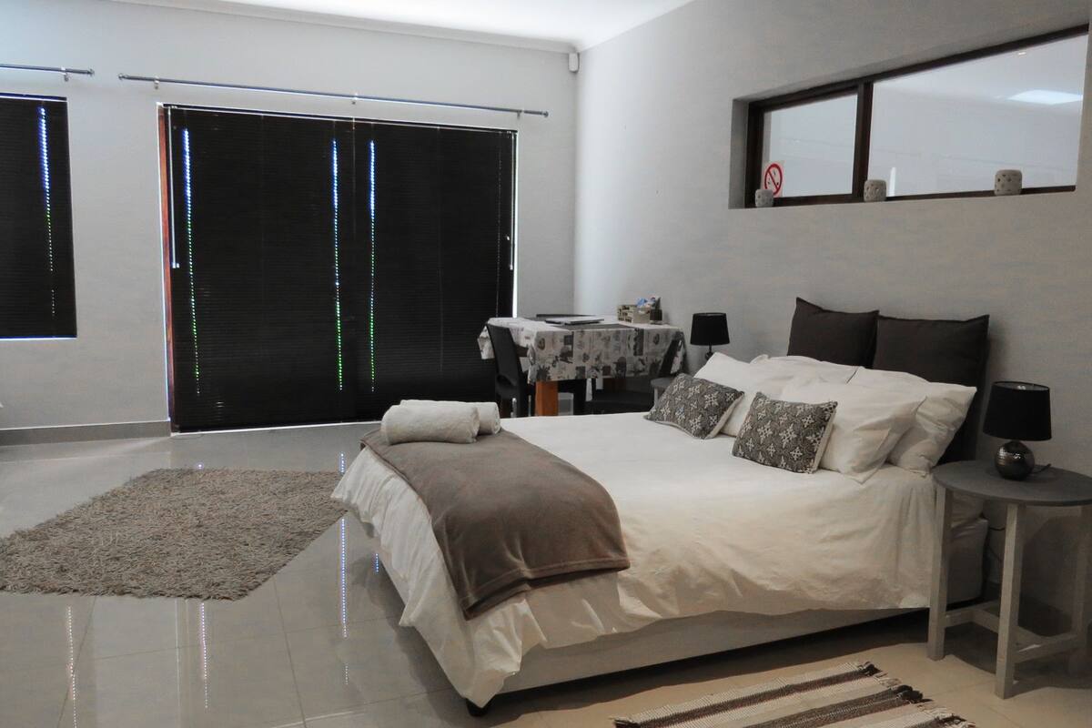 Departamento de lujo, 1 habitación, para no fumadores, vista al jardín | Wifi gratis