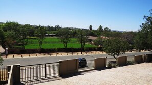 Free self parking - 21 Klein Karoo Street (Oudtshoorn)