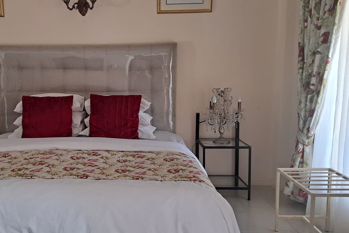 Chambre Deluxe, 1 chambre, non-fumeur, salle de bain attenante | 1 chambre, draps en coton égyptien, literie de qualité