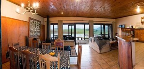 Ruokailu omassa huoneessa