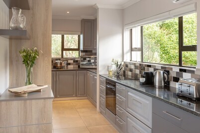 Sunrise Bay Self-Catering Accommodation