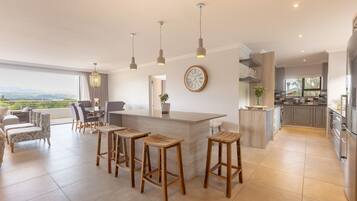 Penthouse ( | In-room dining