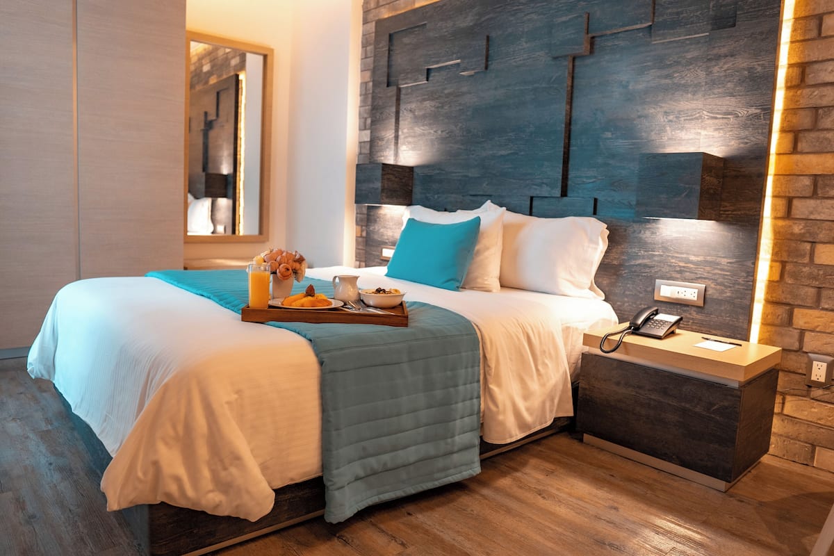 Executive-Zimmer, 1 Doppelbett | 1 Schlafzimmer, hochwertige Bettwaren, Zimmersafe, Schreibtisch