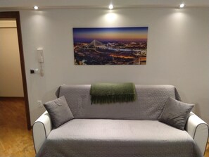 Fernseher, Videospiele, DVD-Player