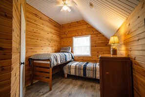 3 عدّة غرف نوم ومكواة/لوح كي وسرير سفر وواي فاي مجانًا