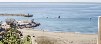 Andalusia, Benalmadena, breathtaking sea views, 100 m from the beach