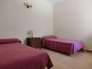 2 quartos, ferros/tábuas de passar roupa, berço de viagem, Wi-Fi