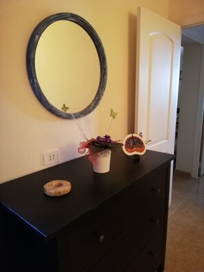 Interior - Apartment with terrace, swimming pool, near the sea. Wifi. Chromecast with Google TV. (Arona)