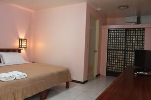 베이직룸 | 객실 내 금고, 책상, 다리미/다리미판, 무료 WiFi