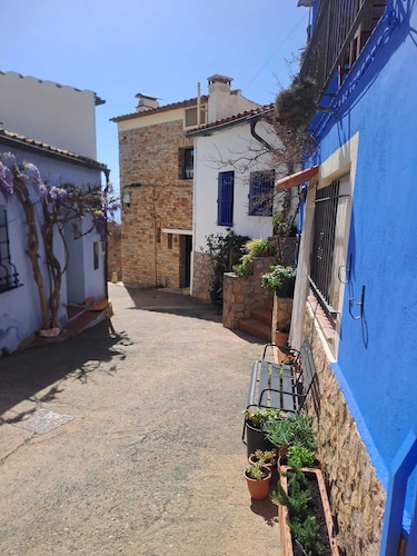 Fishermen's house in the port of Fornells (Aiguablava).