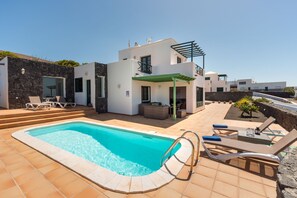Piscine extérieure