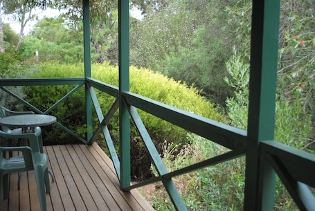 Standard Cabin, 2 Bedrooms (Blue Wren) | Balcony