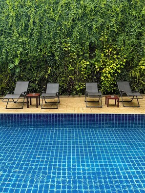 Outdoor pool - Dinsomon (Bangkok)