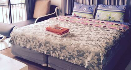 Nine Place Sukhumvit 40 - Hostel